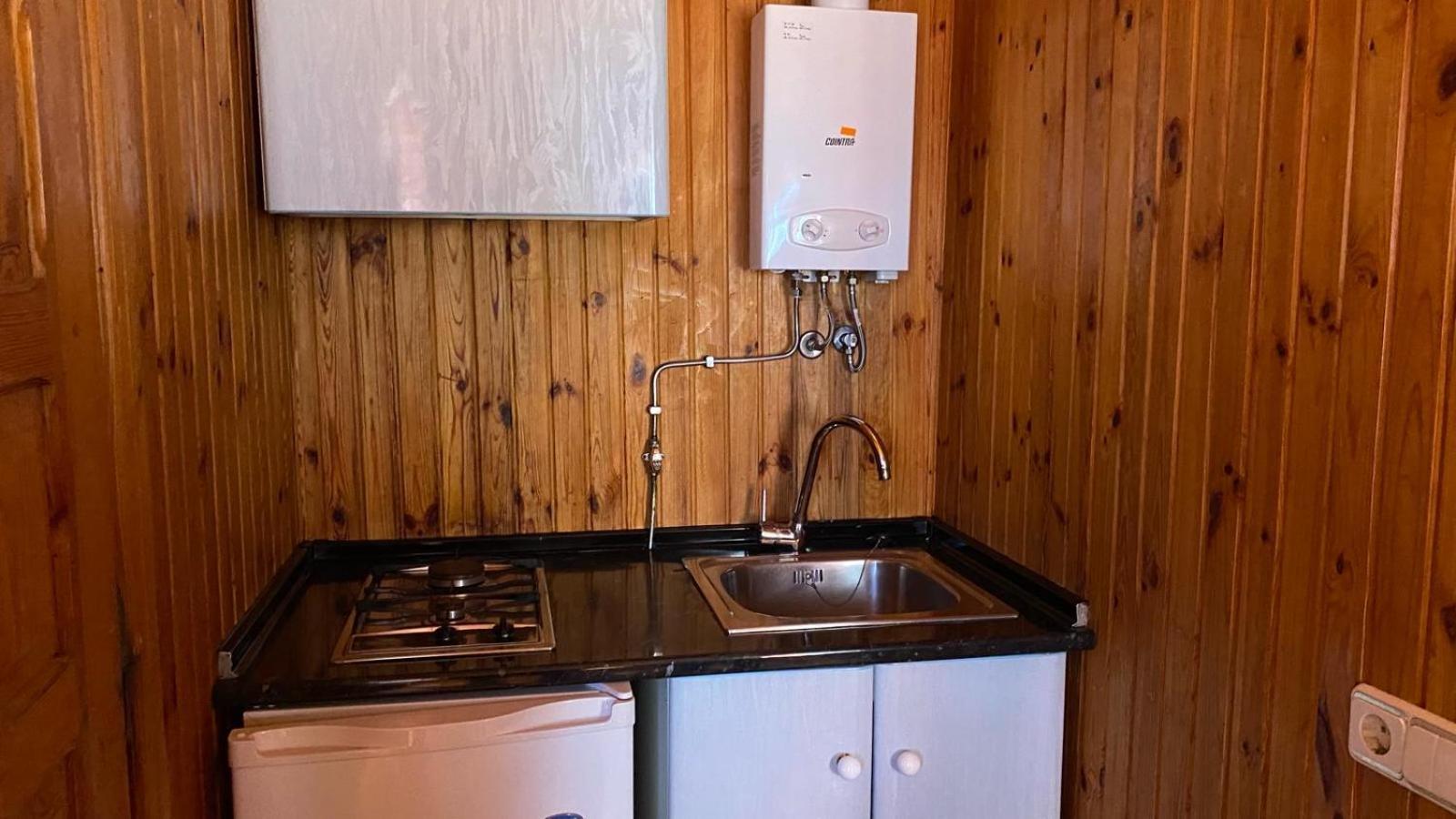 Camping De Cervera De Buitrago Екстериор снимка