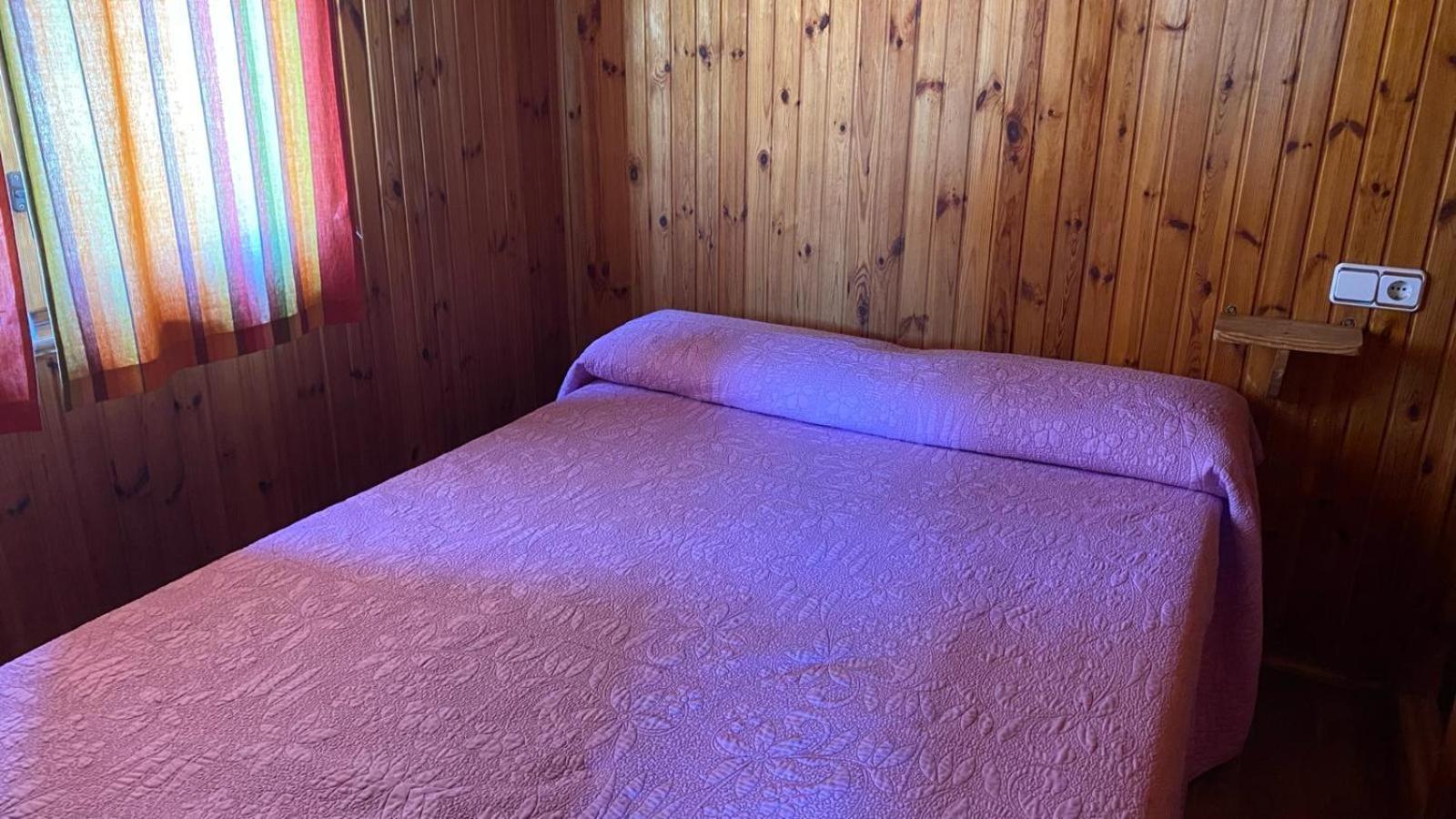 Camping De Cervera De Buitrago Екстериор снимка