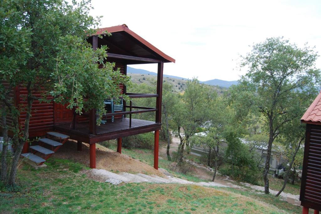 Camping De Cervera De Buitrago Екстериор снимка